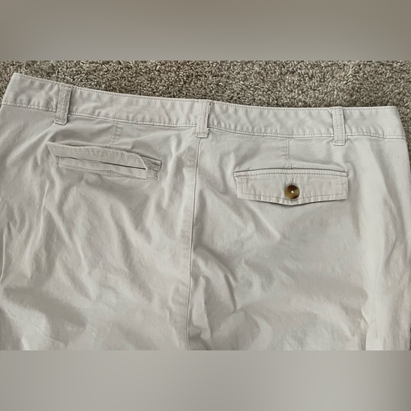 OLD NAVY Women’s Stone Tan Khaki Bootcut Pants Sz 20 Plus - Picture 7 of 9